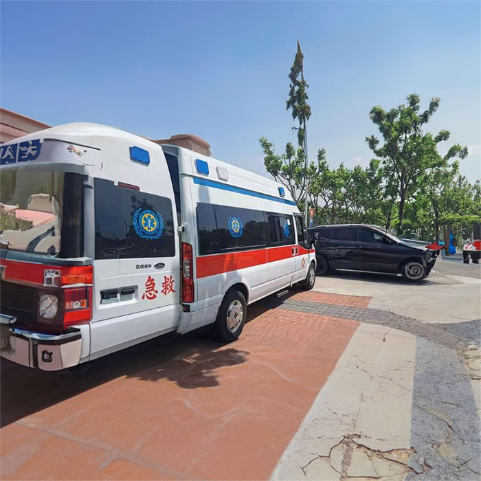 广东省中山三院租私人救护车到军事医学院附属分院出租救护车电话