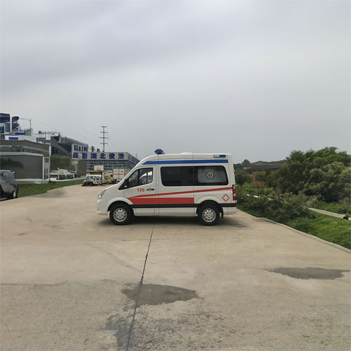 广州市妇婴医院租用私人救护车护送到成都中医药大学附属医院（四川省中医院）救护车出租