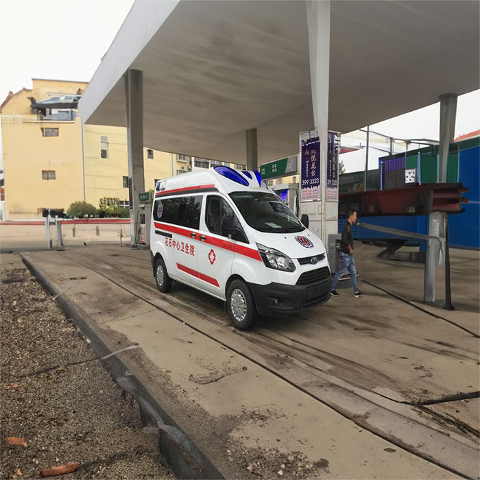 2025年深圳救护车租赁康复回老家到云浮市罗定市打救护车电话要钱吗