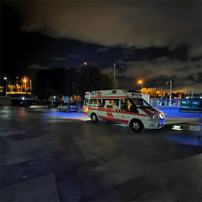 2024年深圳急救车租赁出院回家到肇庆市德庆县救护车转院 电话