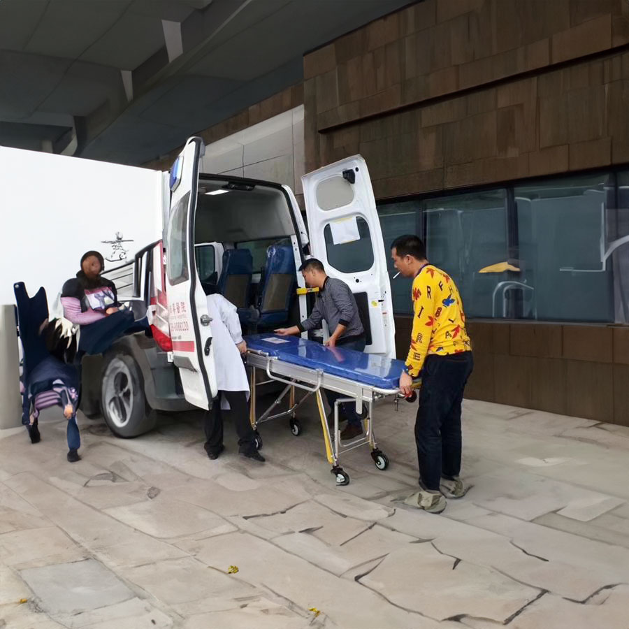 广东清远市人民医院租赁私人救护车转运到太原铁路中心医院（铁路中心医院）救护车是怎样收费的