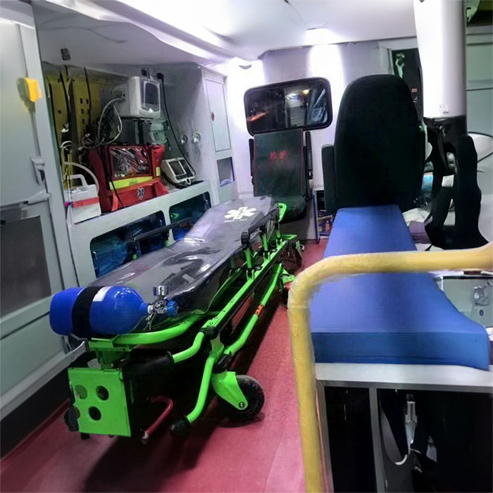 2024年深圳救护车出租病重返乡到清远市连山壮族瑶族自治县120转运车电话