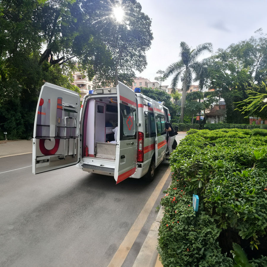 深圳租赁私人救护车联系电话
