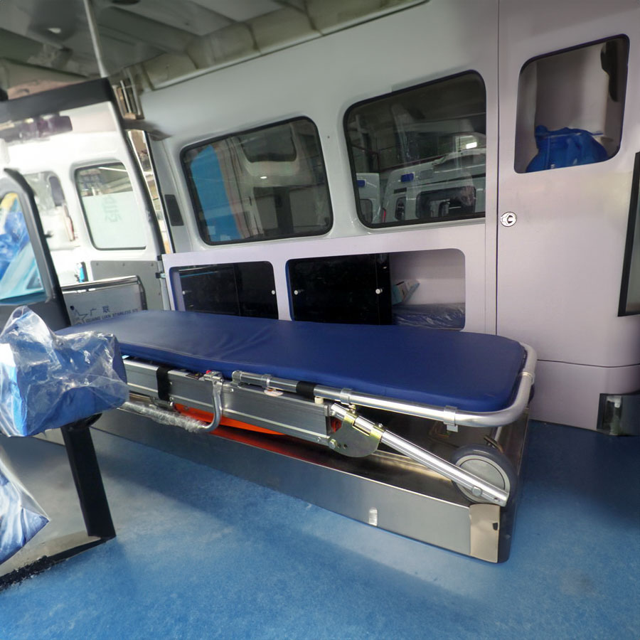 深圳租赁私人救护车联系电话