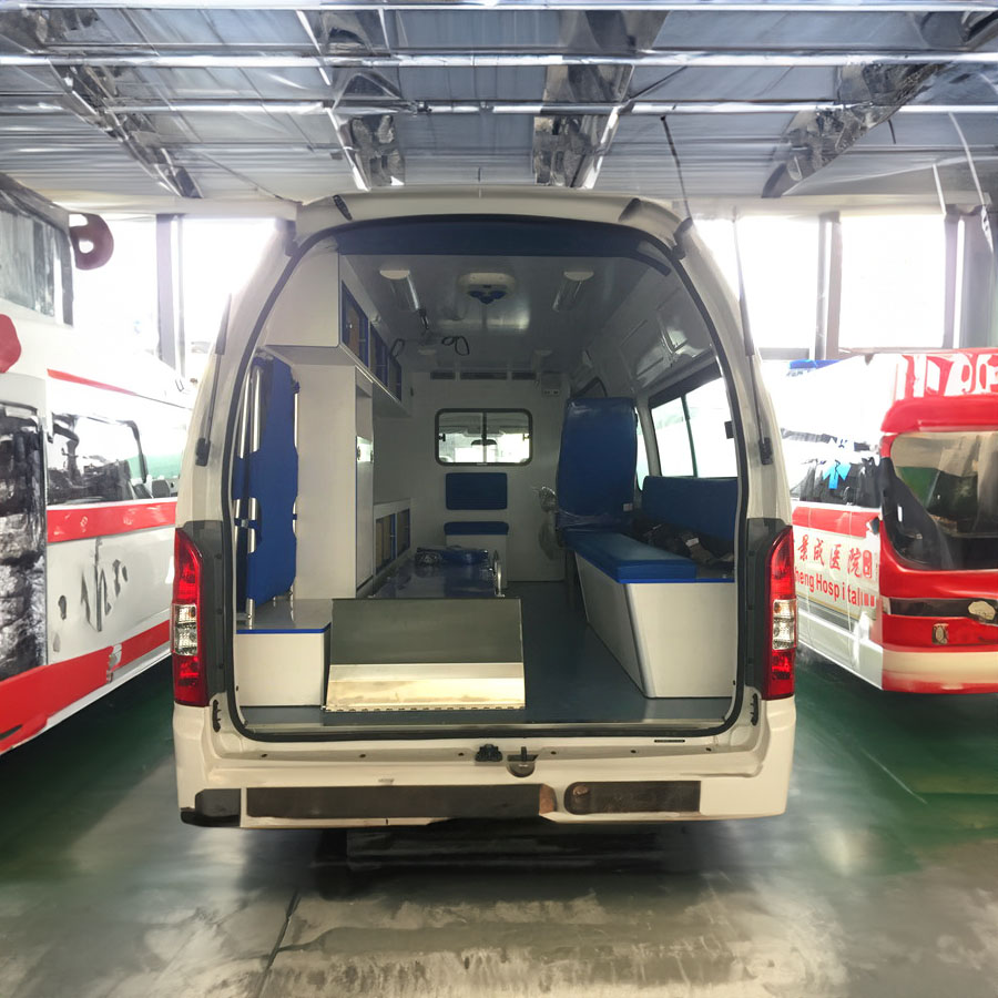 深圳租赁私人救护车电话号码