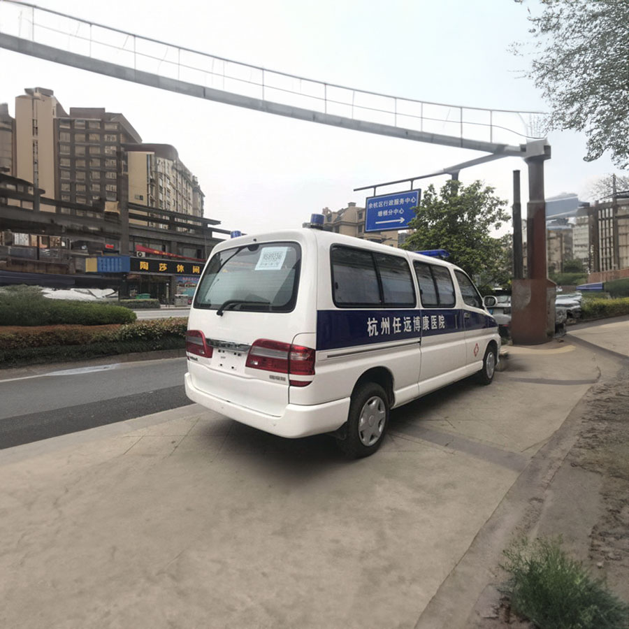 深圳出租私人救护车联系电话