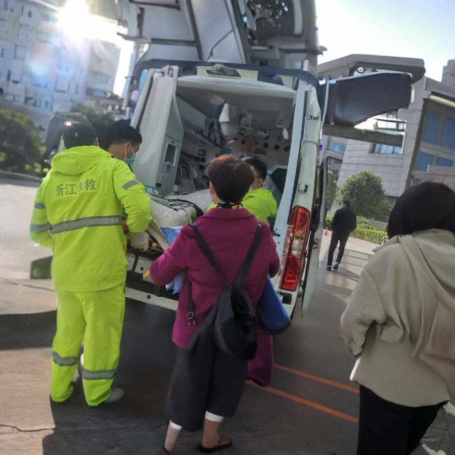 深圳租赁救护车电话