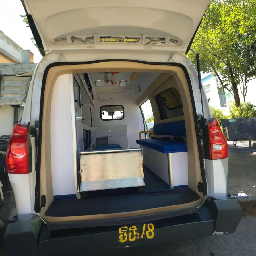 深圳出租私人救护车联系电话