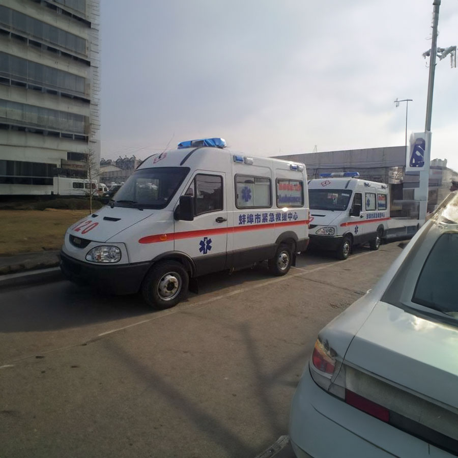 深圳出租私人救护车电话号码