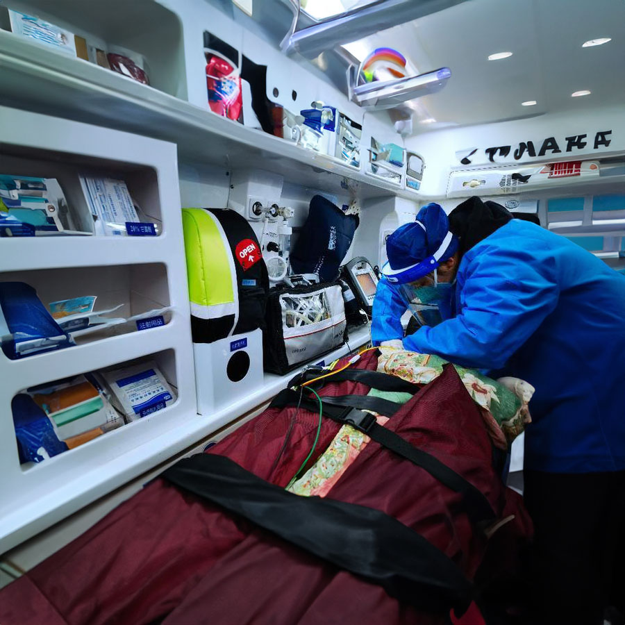 深圳租赁救护车联系方式