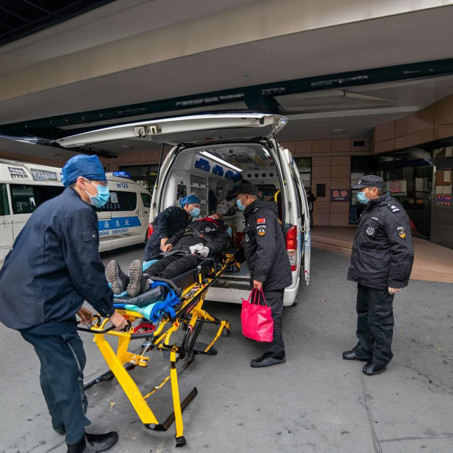 深圳租赁私人救护车电话号码