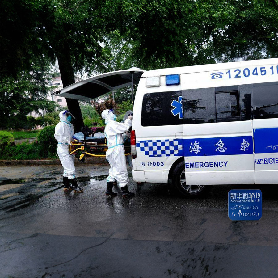 深圳租赁私人救护车联系电话