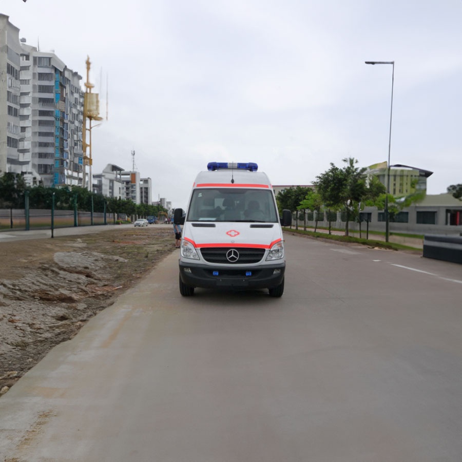 深圳出租救护车联系方式