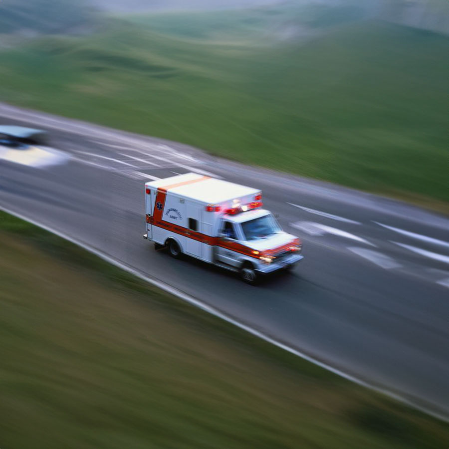 深圳租赁救护车联系电话