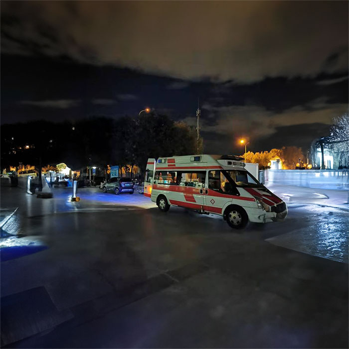 深圳出租私人救护车联系方式