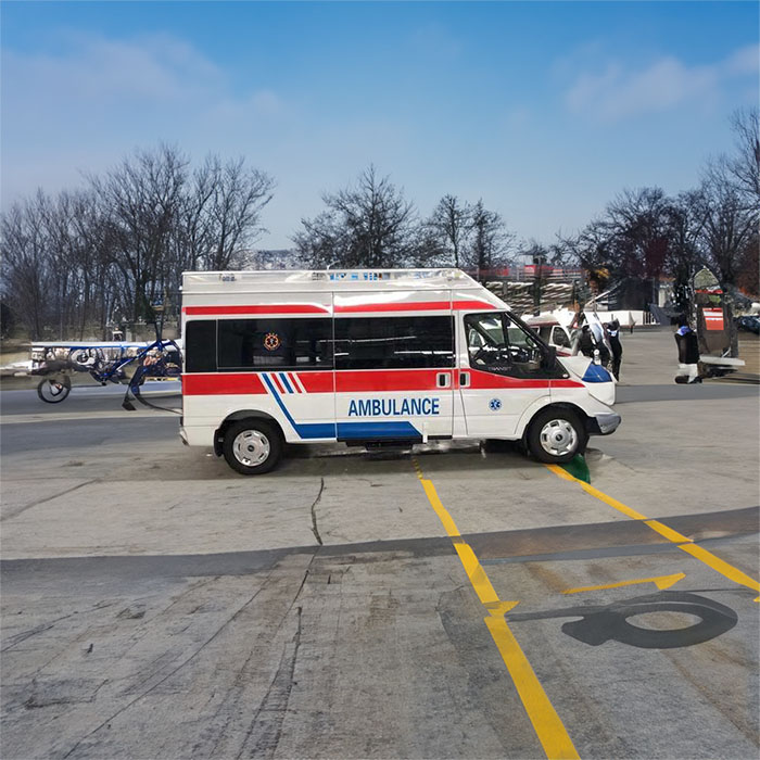 深圳租赁私人救护车电话号码