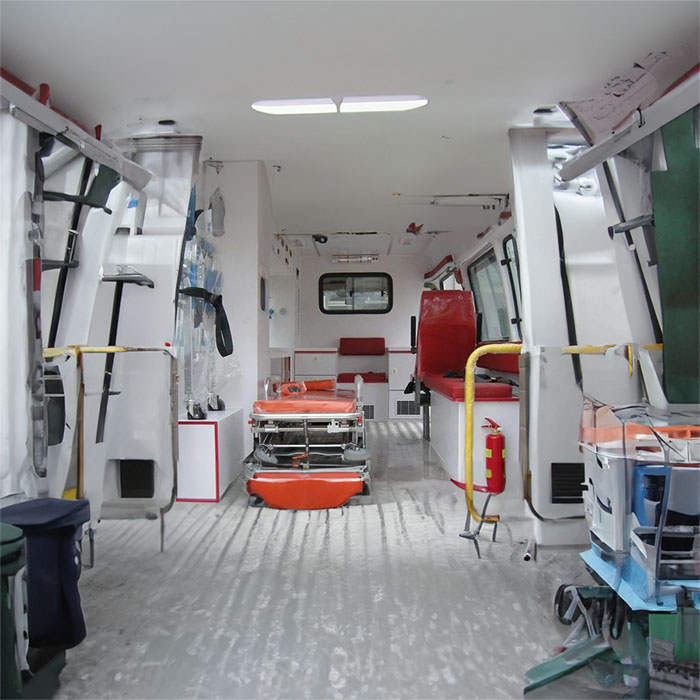 深圳租赁私人救护车联系电话