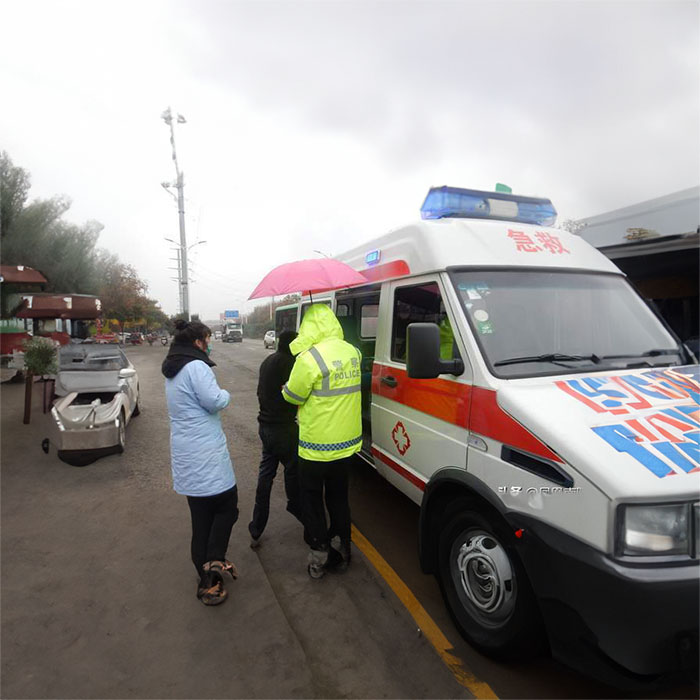 深圳租赁私人救护车联系电话