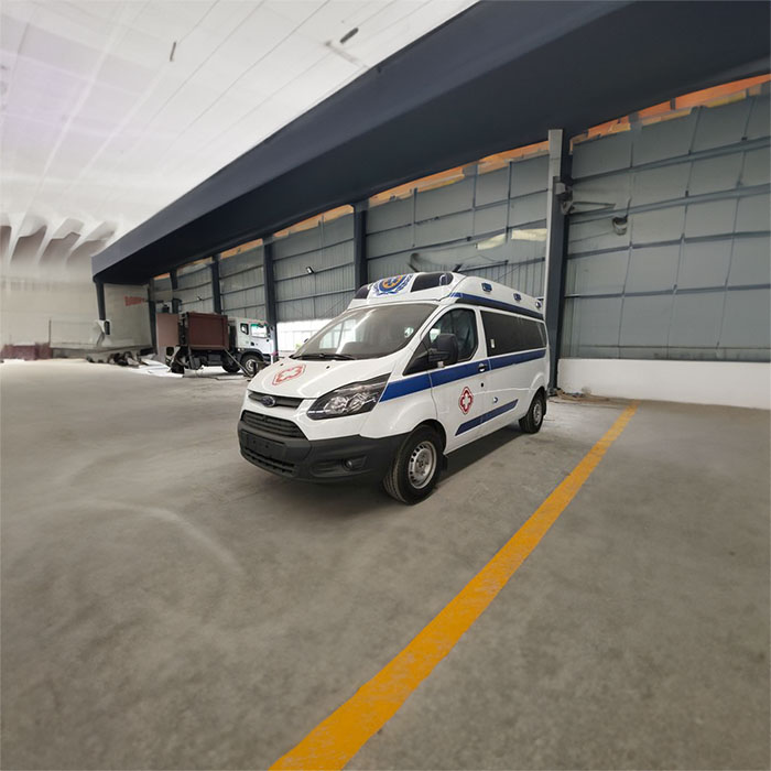 深圳租赁私人救护车联系电话