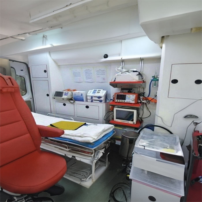 深圳出租私人救护车联系方式