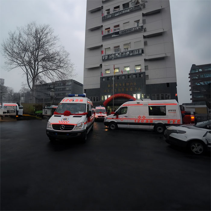 深圳租赁私人救护车电话号码