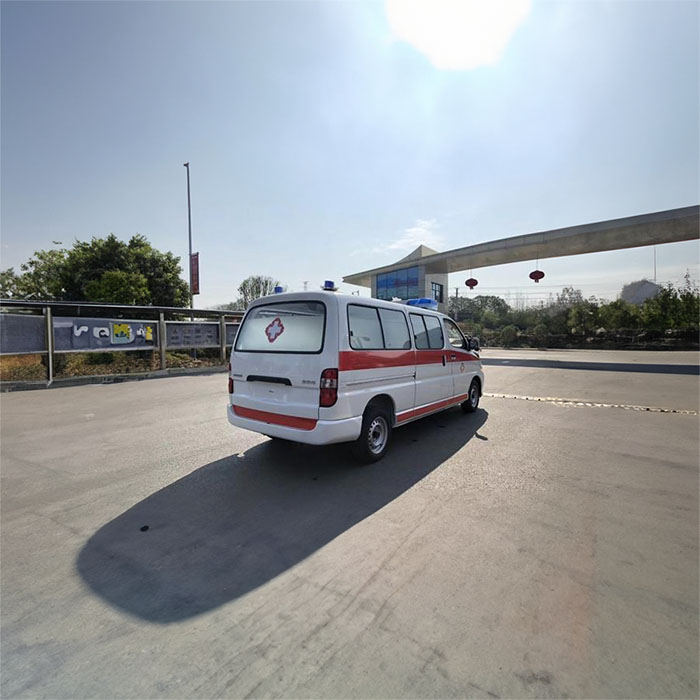 深圳出租救护车联系电话