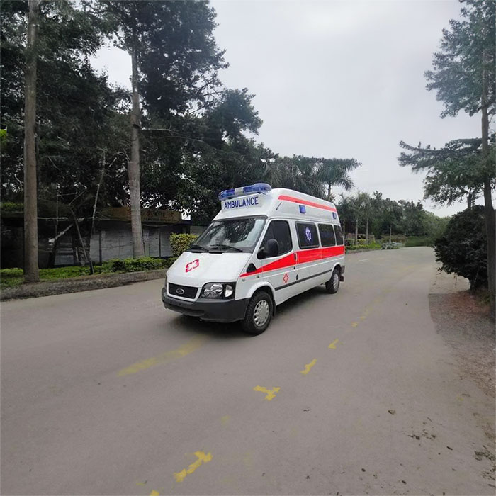 深圳租赁私人救护车联系方式