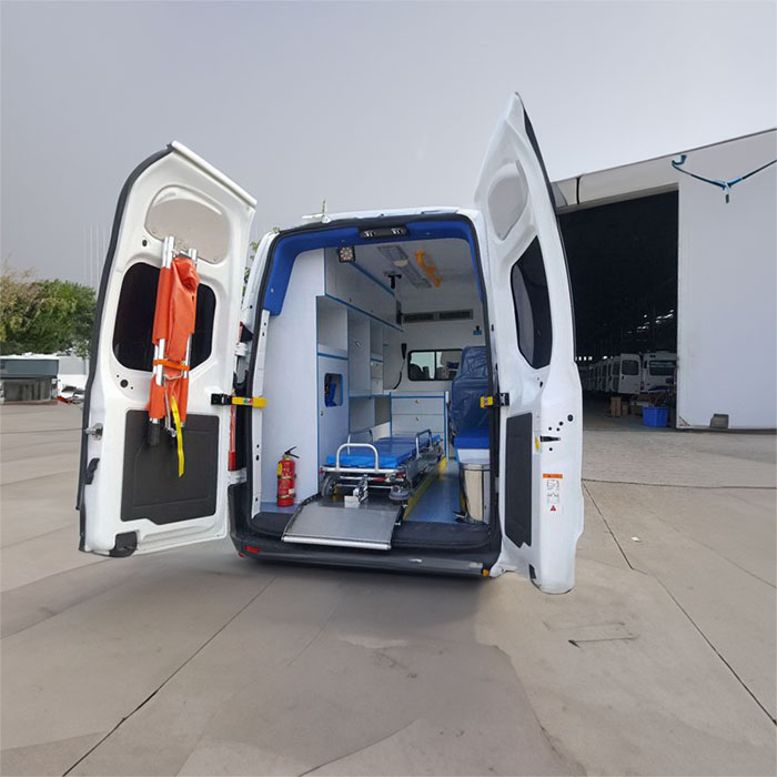 深圳租赁私人救护车电话号码