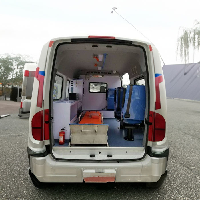 深圳出租私人救护车联系电话