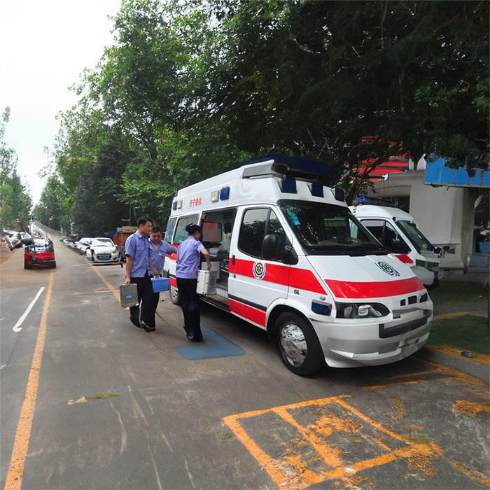 深圳租赁私人救护车联系电话