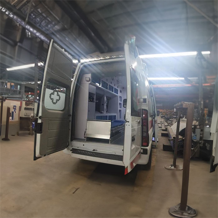 深圳租赁救护车电话