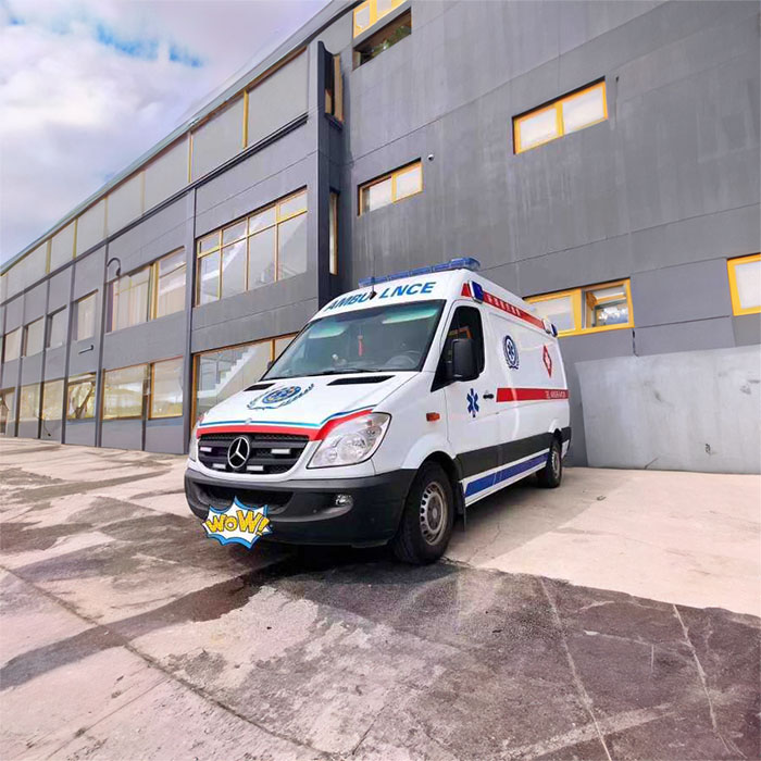 深圳租赁私人救护车联系电话