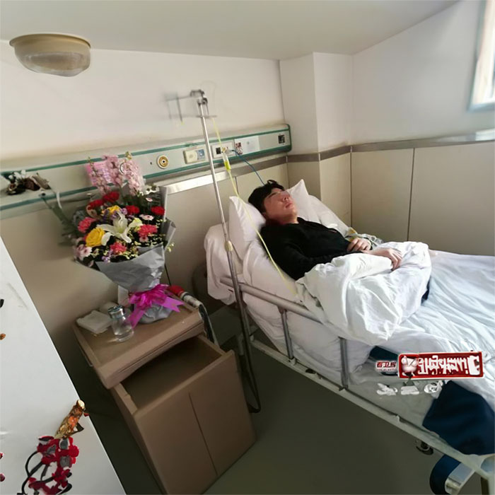 深圳出租救护车联系电话