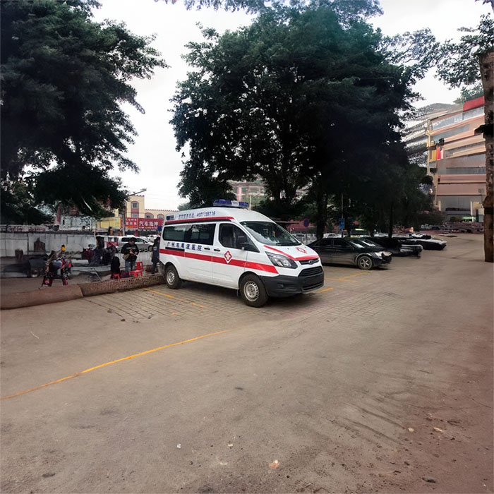 深圳出租私人救护车电话号码