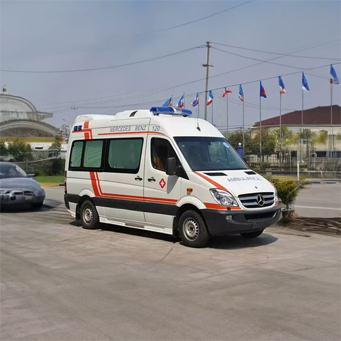 深圳租赁私人救护车电话号码