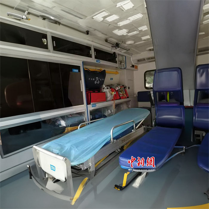 深圳租赁私人救护车联系方式