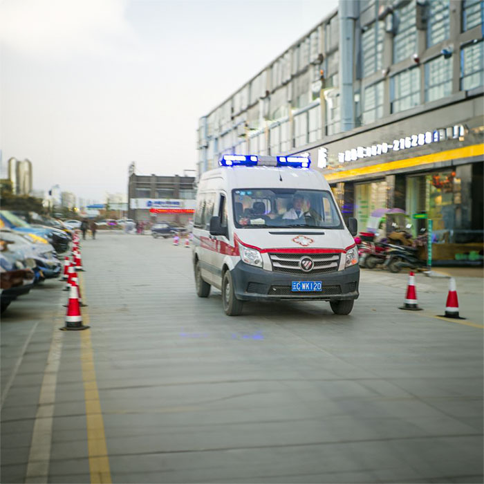 深圳租赁私人救护车电话