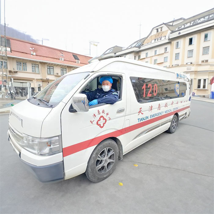 深圳租赁私人救护车联系电话