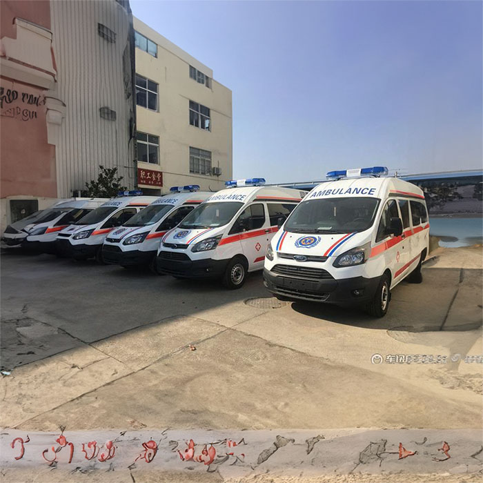 深圳租赁私人救护车联系电话