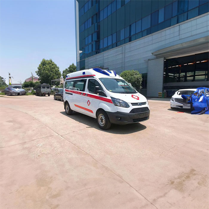 深圳租赁私人救护车联系电话