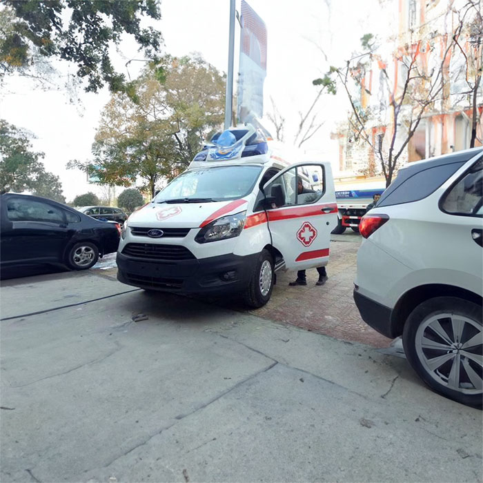 深圳出租救护车联系方式