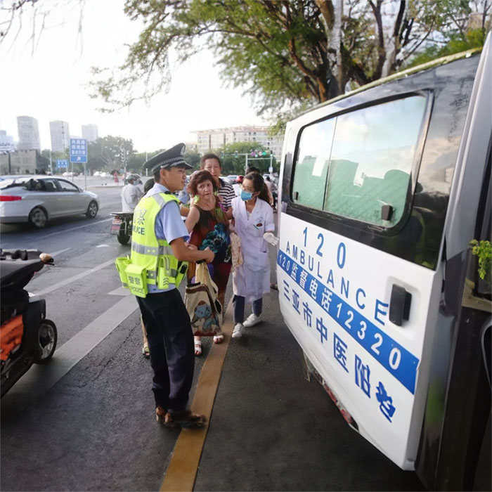深圳租赁私人救护车电话