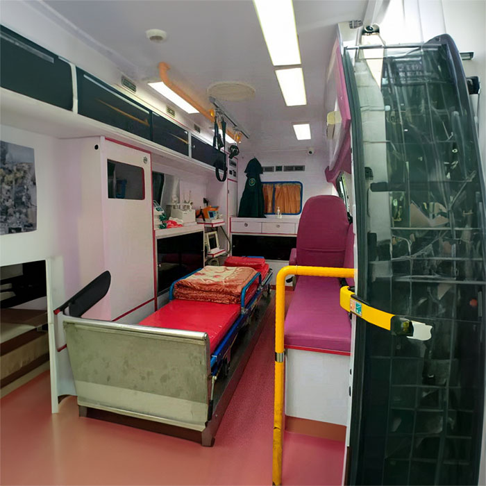 深圳租赁私人救护车电话号码