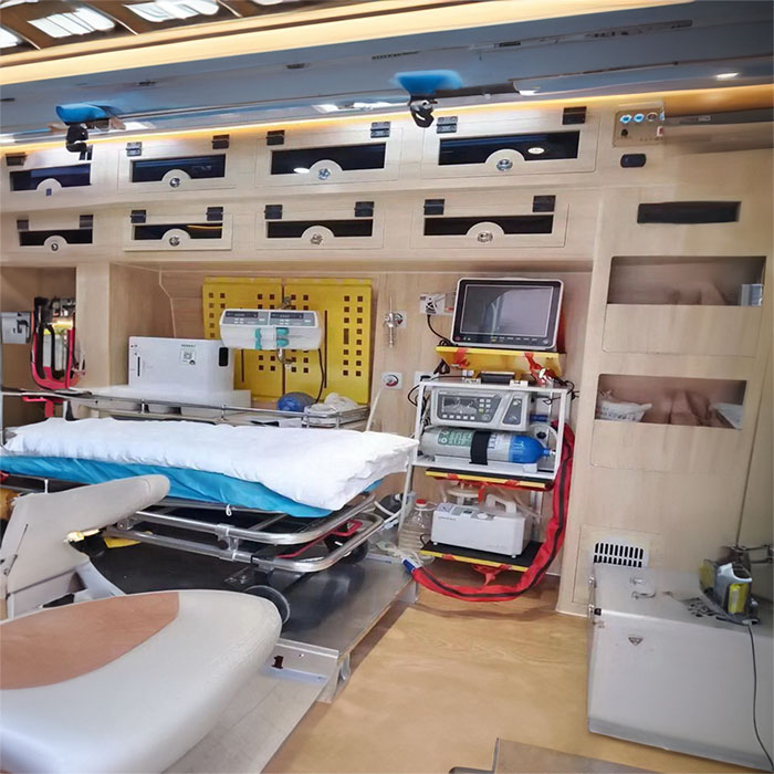 深圳租赁私人救护车电话号码