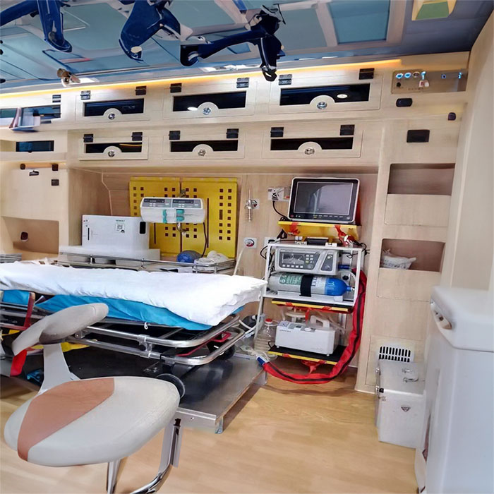 深圳出租私人救护车联系电话