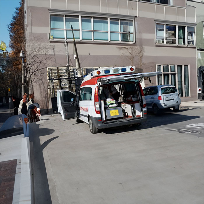 深圳出租急救车联系电话