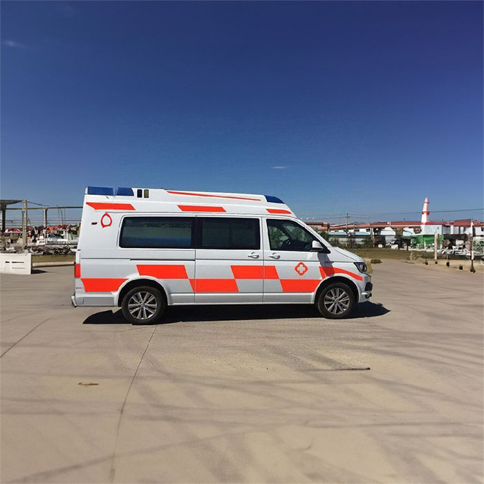 深圳租赁私人救护车联系电话