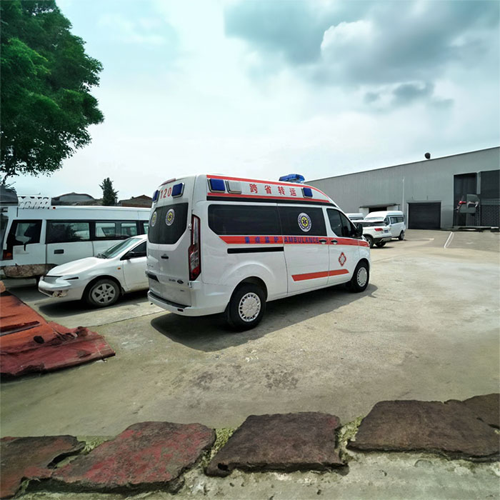 深圳租赁私人救护车电话号码