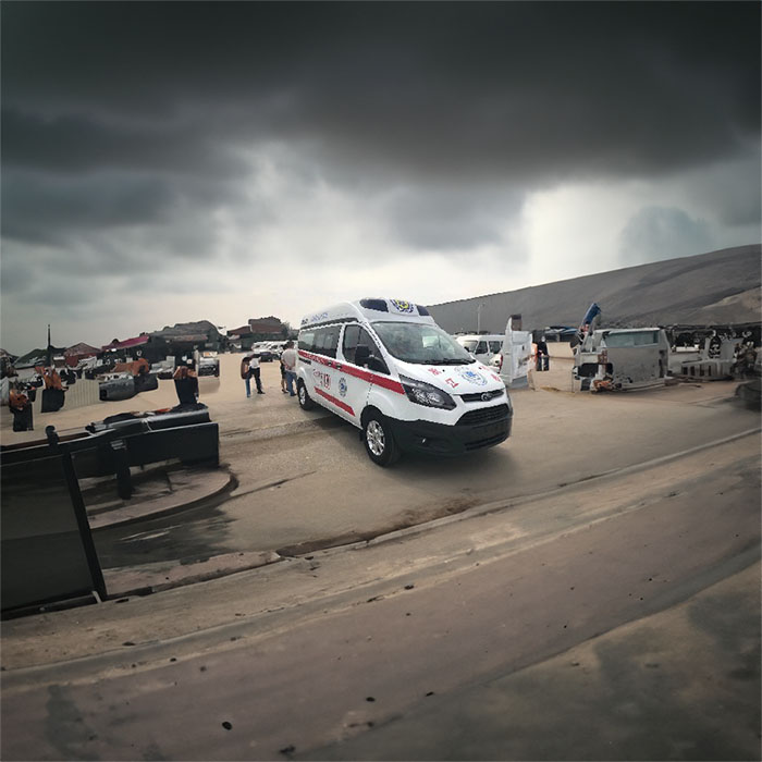 深圳租赁救护车电话