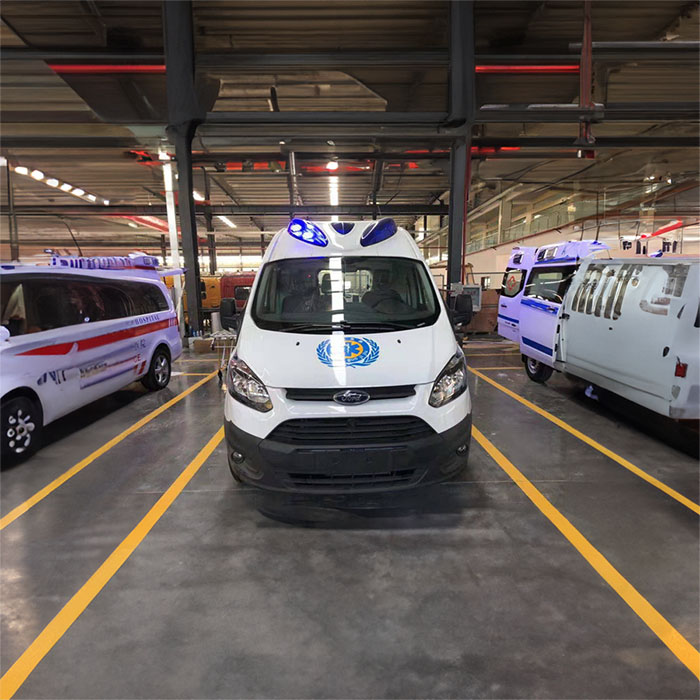 深圳租赁私人救护车联系电话